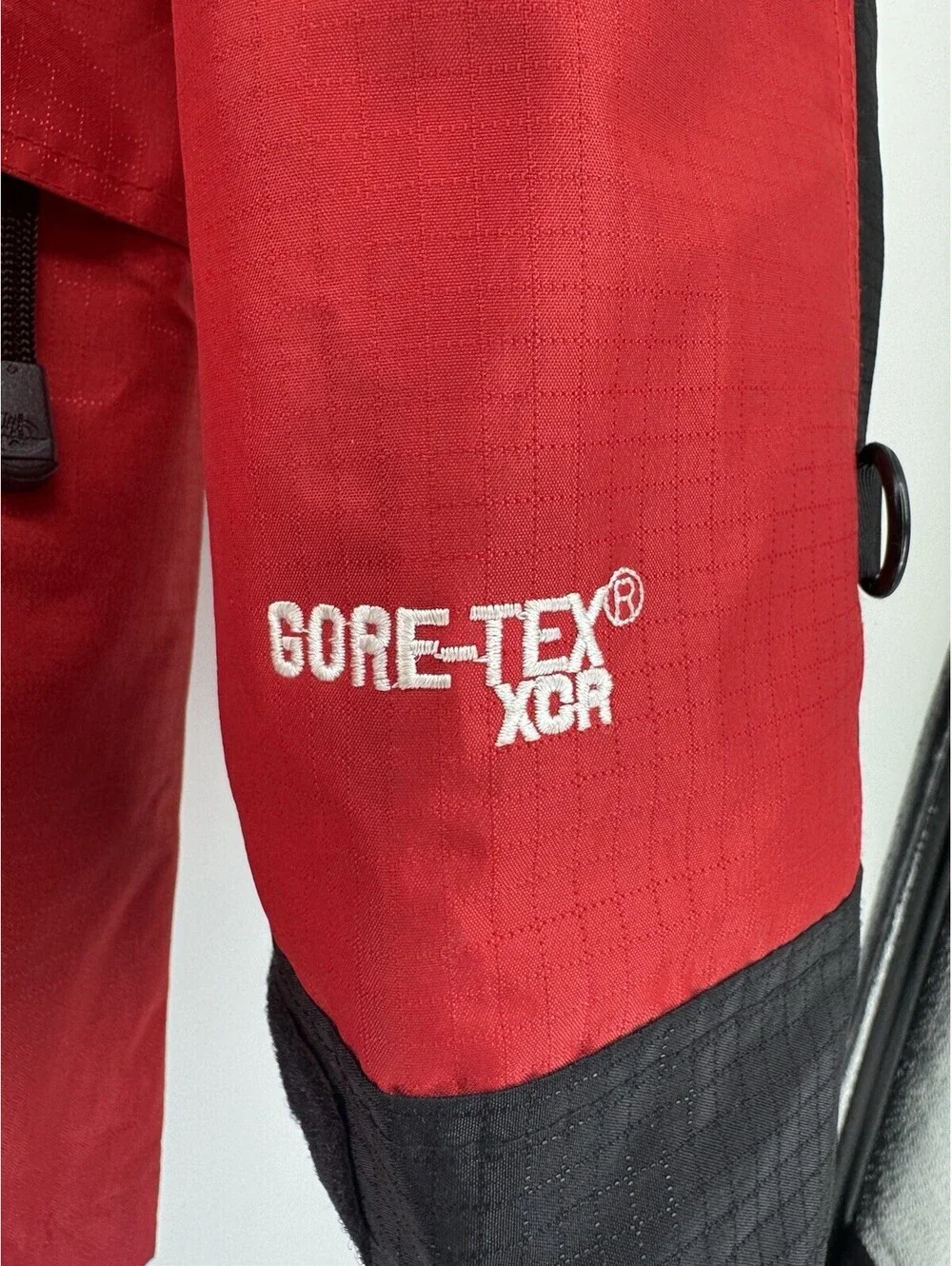 The North Face Red Black Gore Tex XCR Summit Series Waterproof Jacket Size M